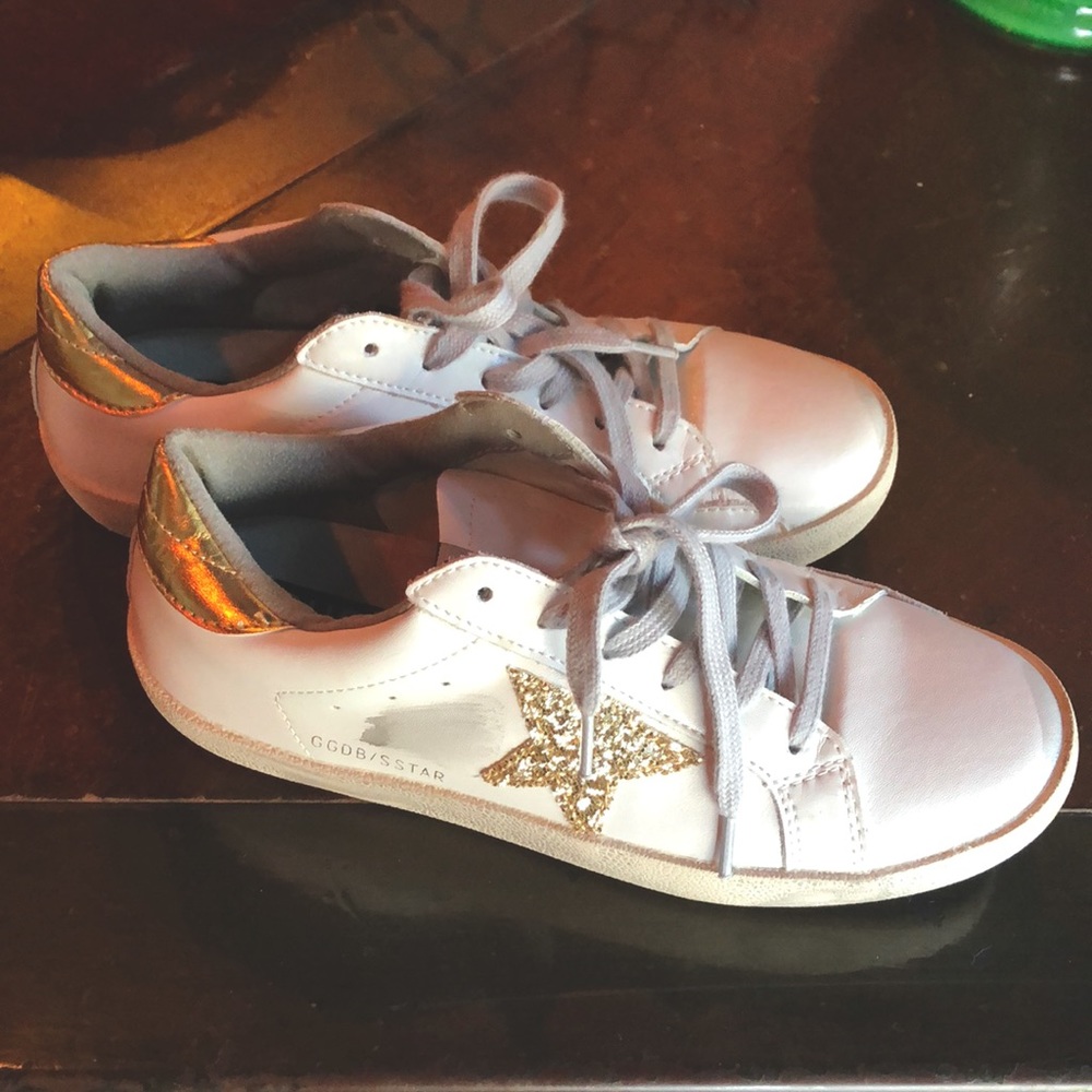 Golden Goose Superstar low top sneaker